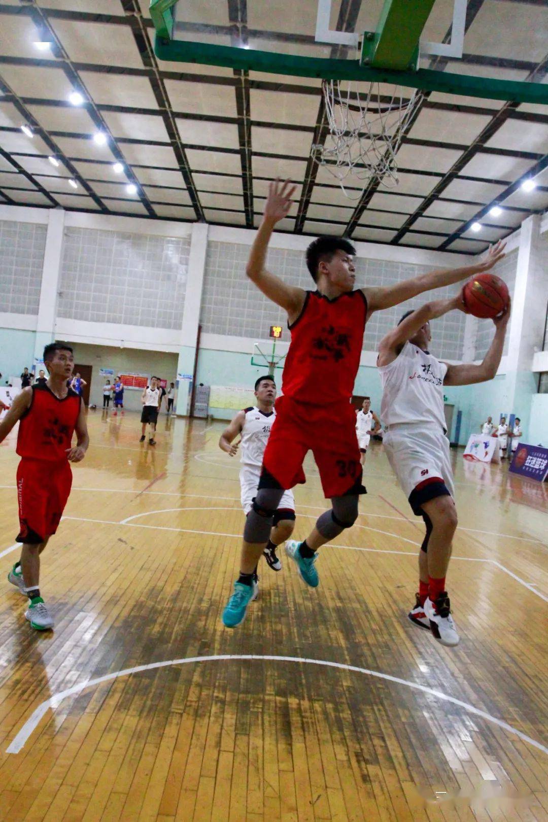 波兰篮球协会积极推进篮球运动发展，助力国家关注度提升(波兰篮球俱乐部)